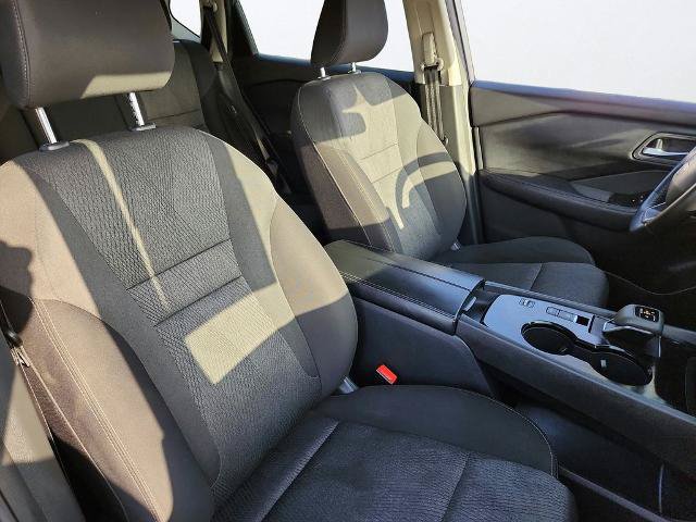 Used 2025 Nissan Rogue SV FWD image 22
