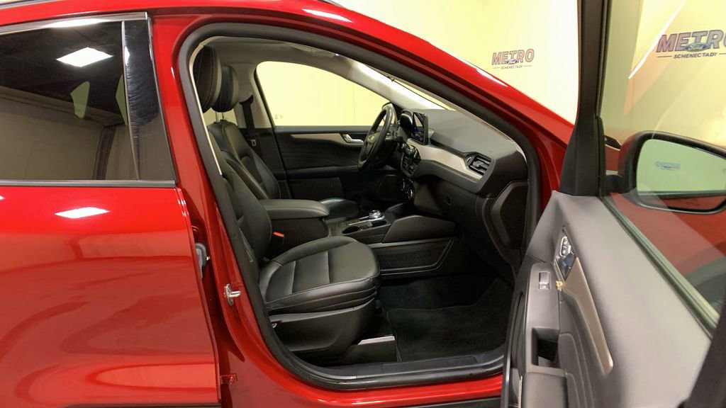 Certified 2022 Ford Escape SEL image 13