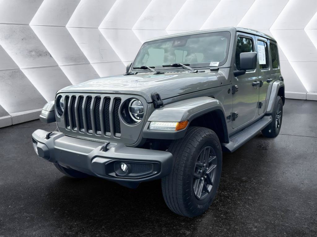 Used 2020 Jeep Wrangler Unlimited Sahara AWD/4WD image 3