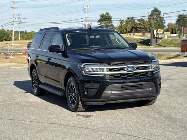 Certified 2024 Ford Expedition XLT AWD/4WD image 3