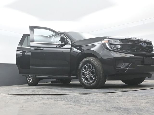 Certified 2025 Ford Expedition Max Active AWD/4WD image 32