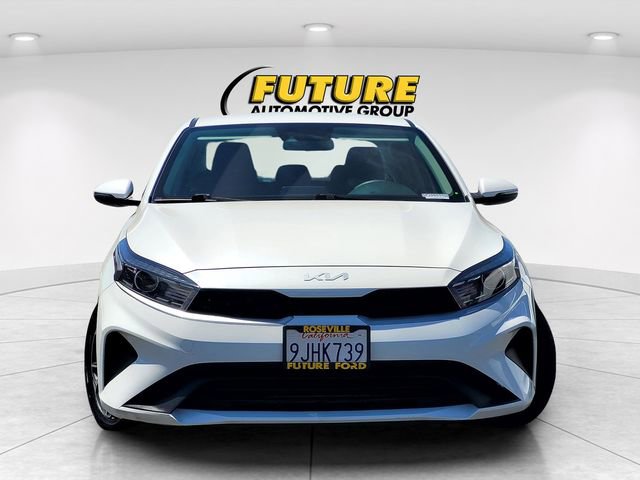 Used 2023 Kia Forte LXS w/ LXS Technology Package FWD image 2