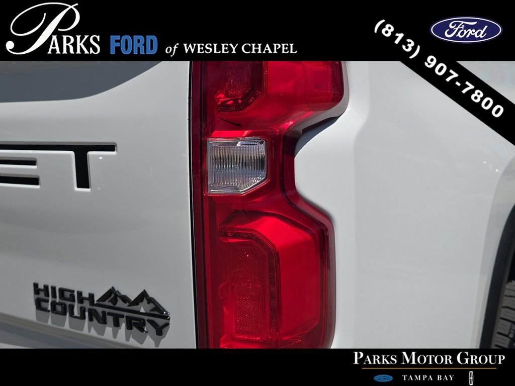 Used 2022 Chevrolet Silverado 2500 High Country w/ LPO, Hitch Package image 7