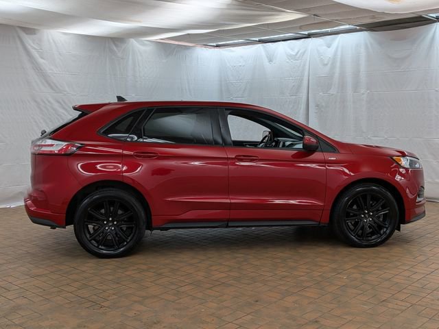 Certified 2022 Ford Edge ST-Line w/ Class II Trailer Tow Package AWD/4WD image 8