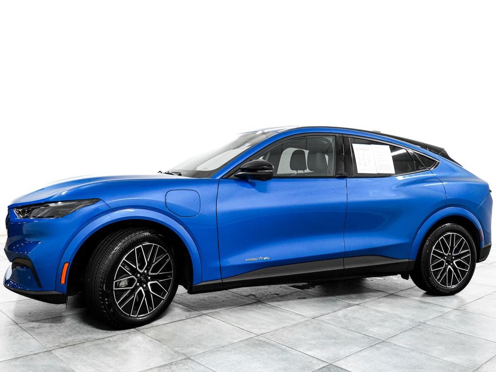 Certified 2025 Ford Mustang Mach-E Premium AWD/4WD image 4