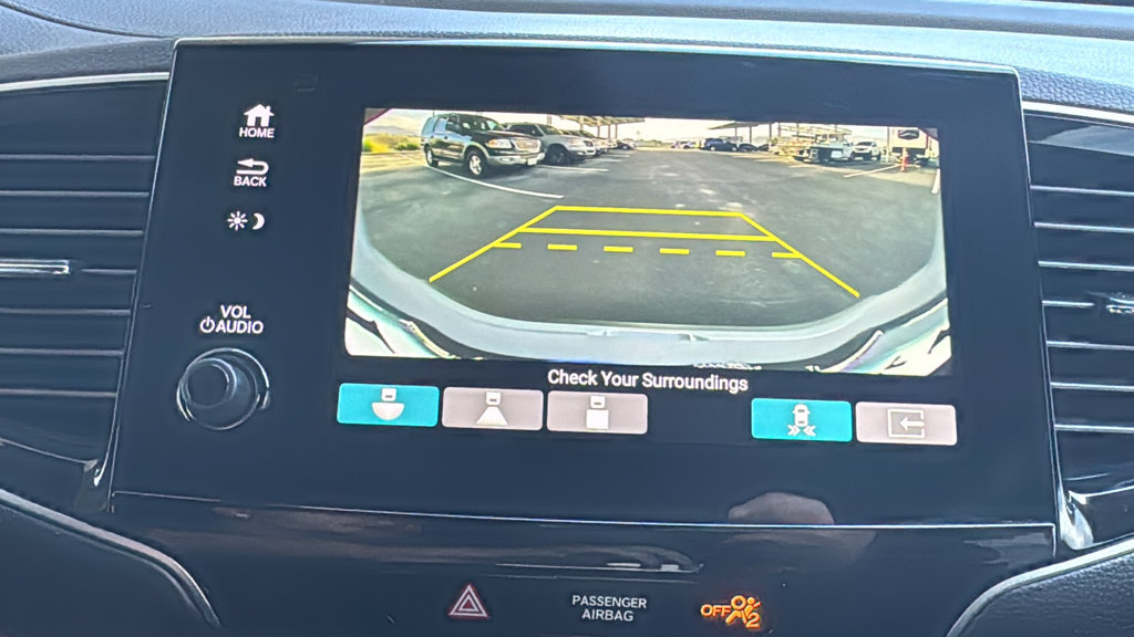 Used 2025 Honda Passport TrailSport image 16