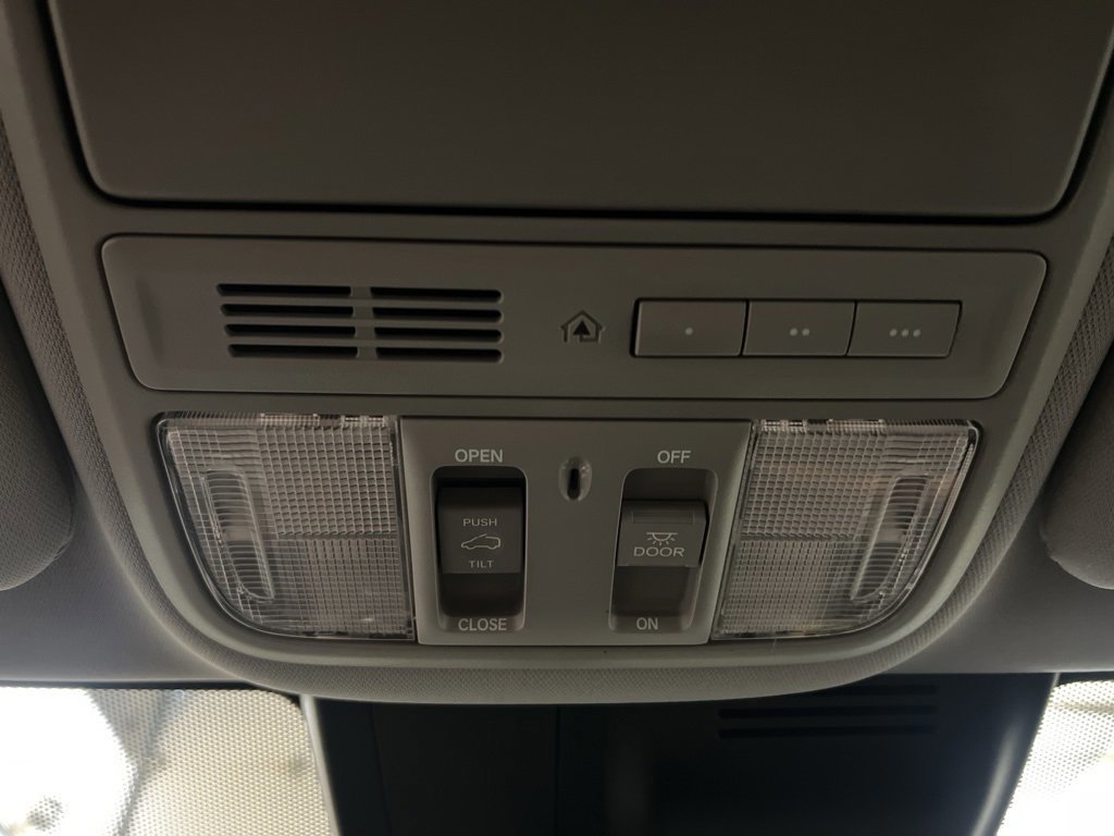 Used 2017 Honda CR-V Touring image 24