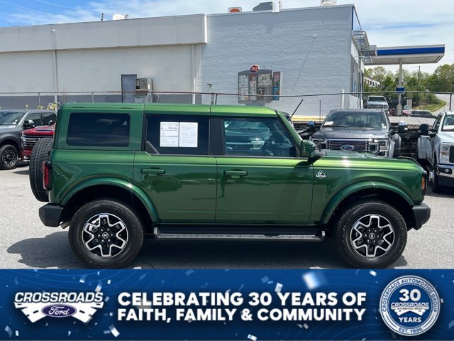 Certified 2025 Ford Bronco Outer Banks AWD/4WD image 2