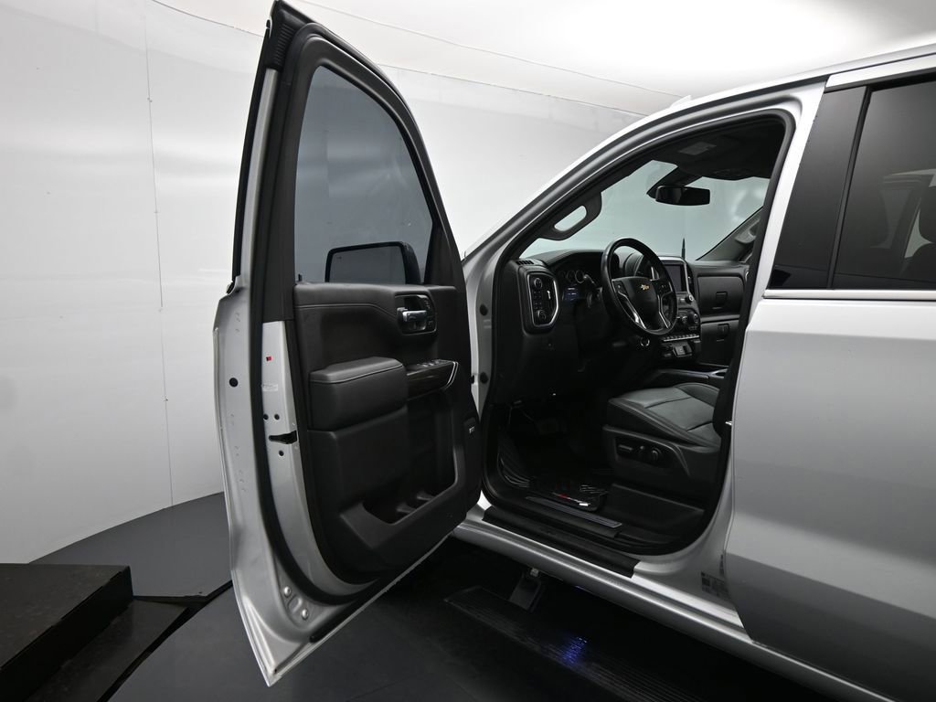 Used 2022 Chevrolet Silverado 1500 LTZ image 36