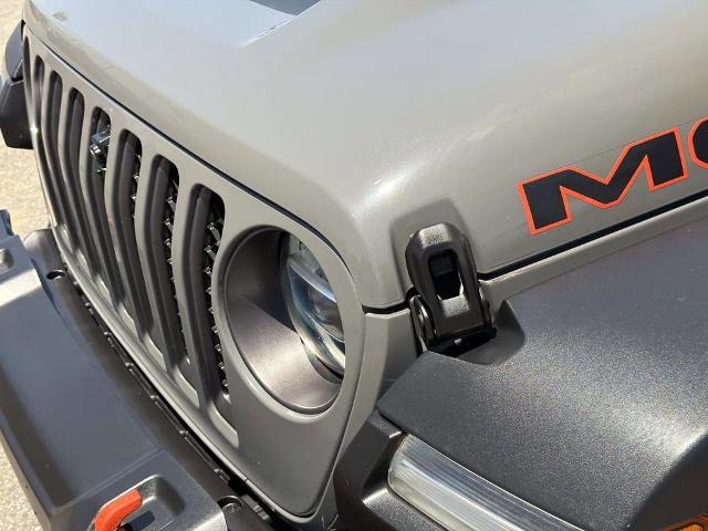 Used 2021 Jeep Gladiator Mojave AWD/4WD image 10