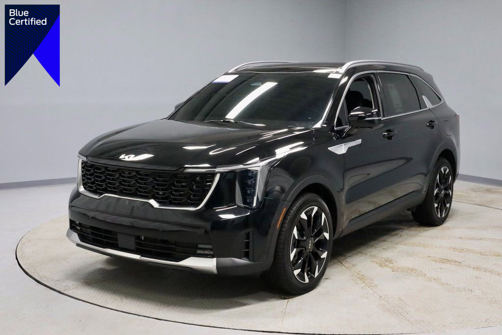 Used 2025 Kia Sorento SX
