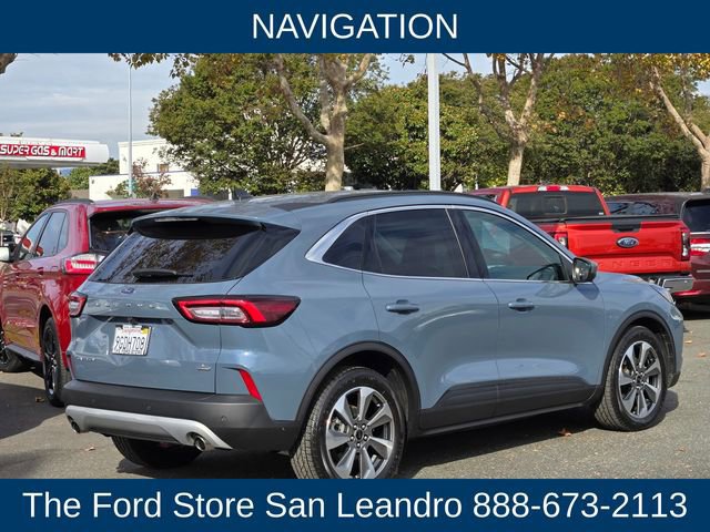 Certified 2023 Ford Escape Platinum image 3