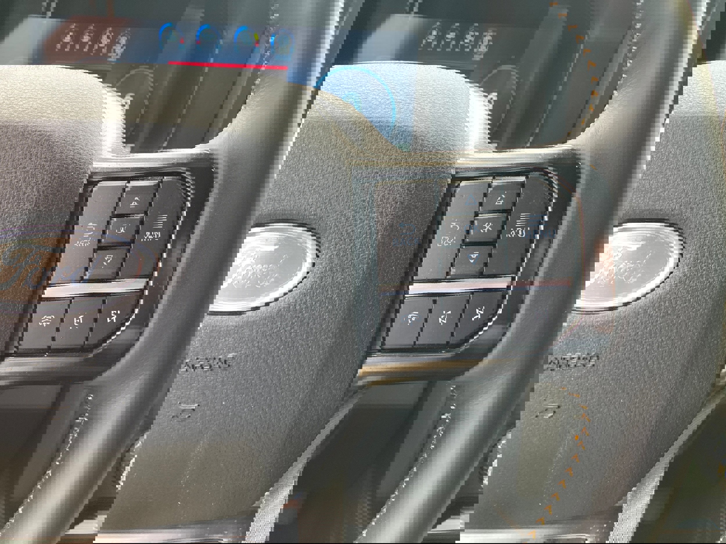 Certified 2024 Ford F350 Platinum w/ FX4 Off-Road Package image 27