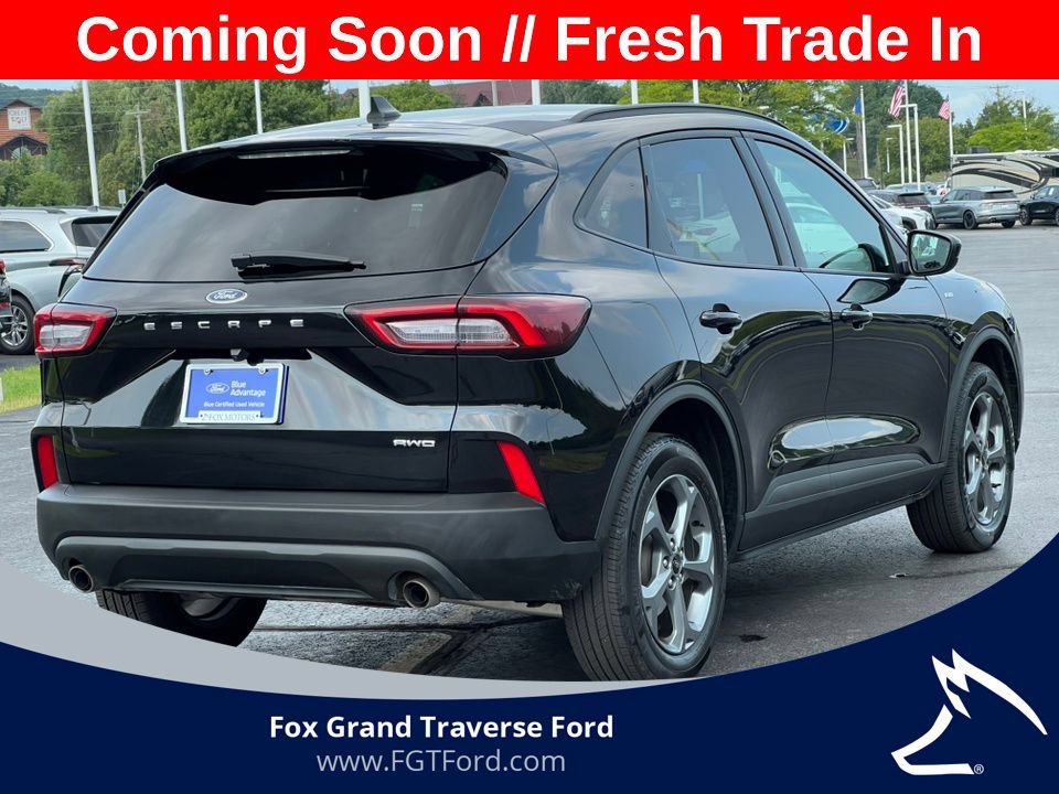Certified 2025 Ford Escape ST-Line Select AWD/4WD image 8