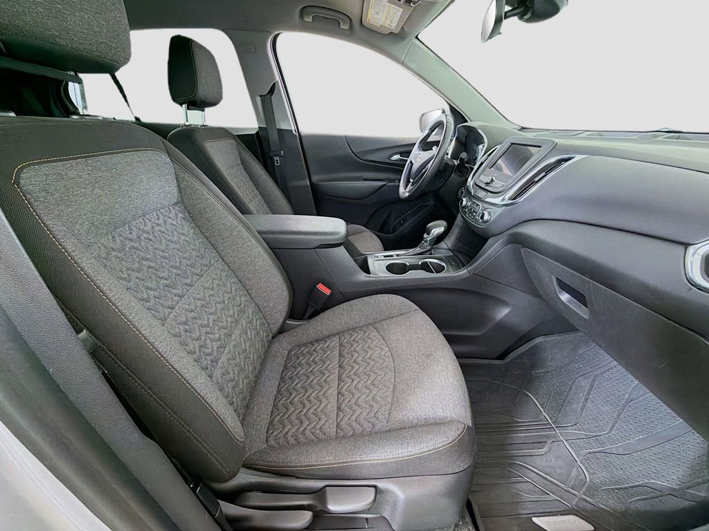 Used 2022 Chevrolet Equinox LT FWD image 19