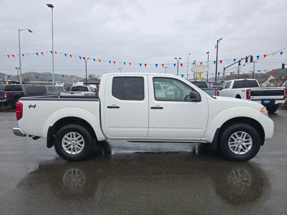 Used 2017 Nissan Frontier SV image 6
