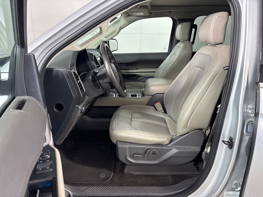 Certified 2018 Ford Expedition Limited w/ Equipment Group 301A RWD image 12