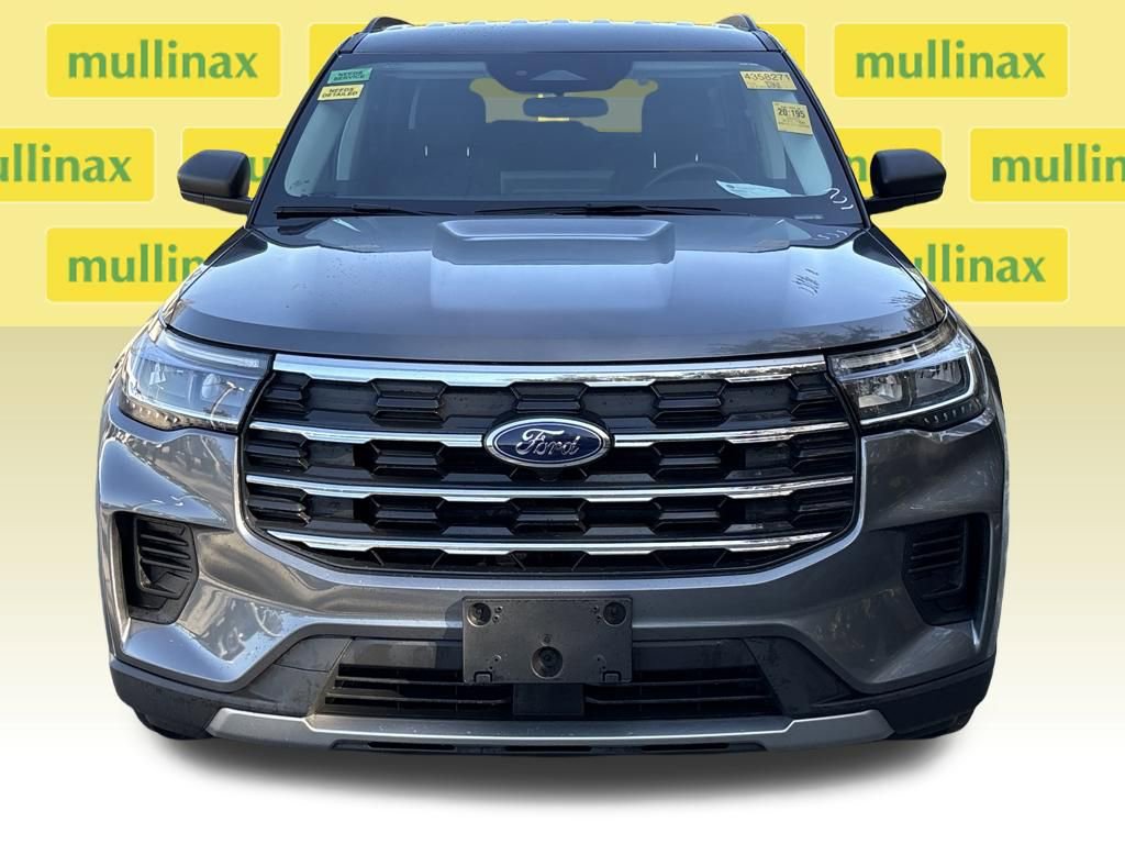 Certified 2025 Ford Explorer Active AWD/4WD image 24