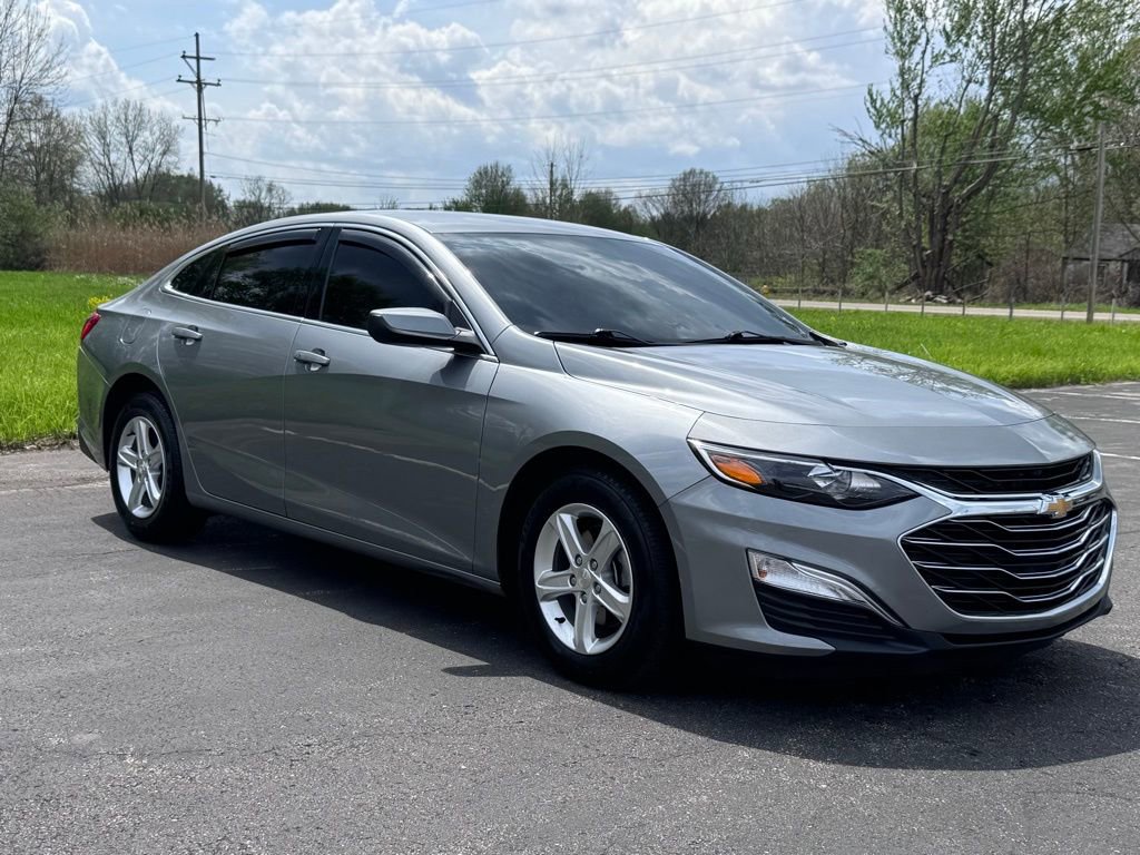 Used 2025 Chevrolet Malibu LS FWD image 6