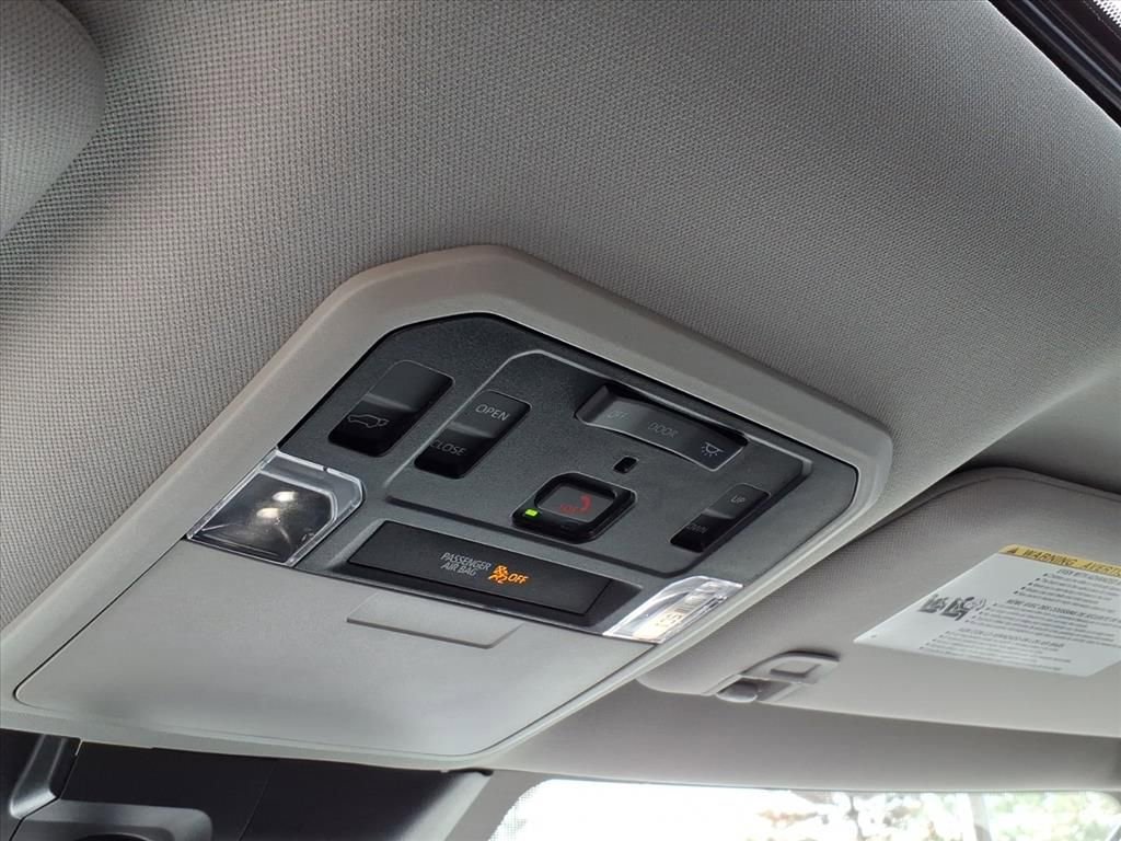 Used 2023 Toyota Sequoia Limited w/ TRD Off-Road Package AWD/4WD image 28