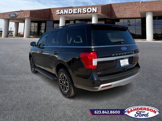 Certified 2024 Ford Expedition XLT image 3