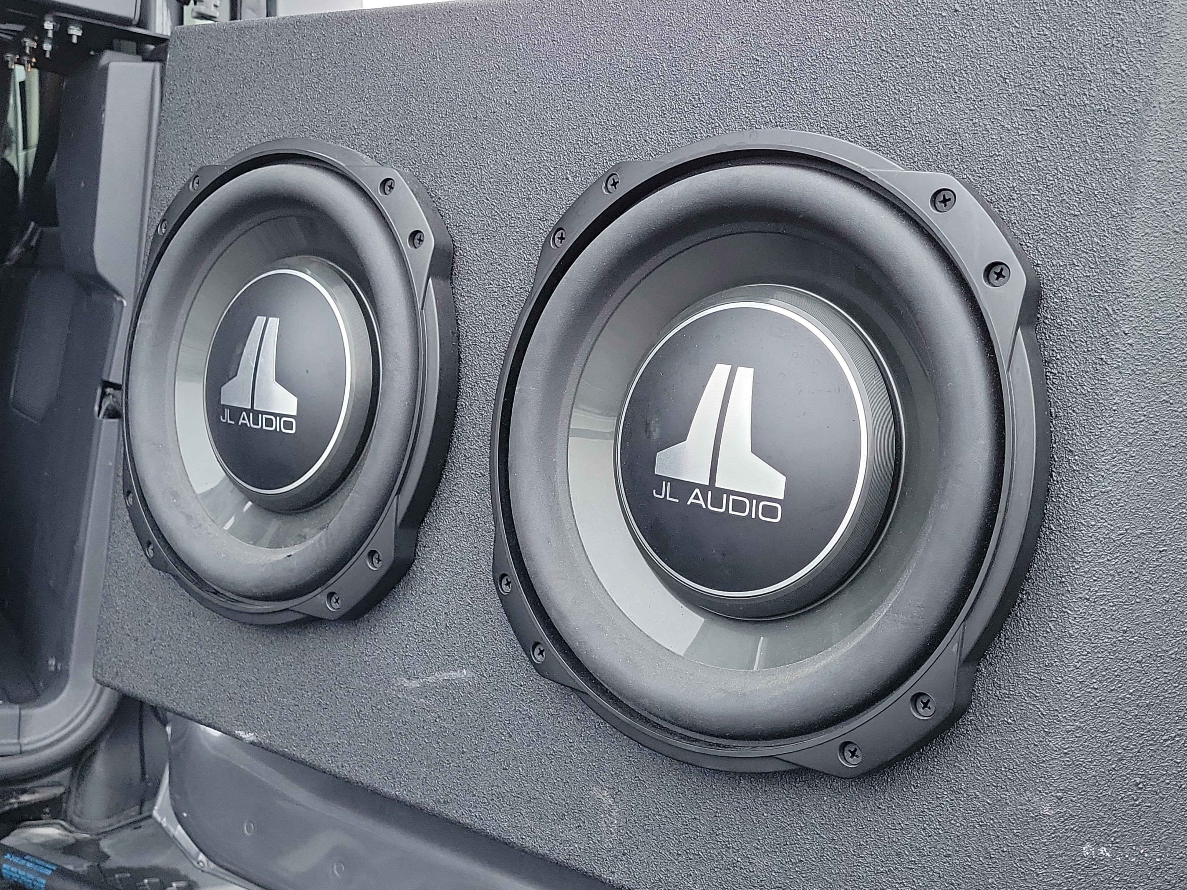 Certified 2023 Ford Bronco Badlands image 8