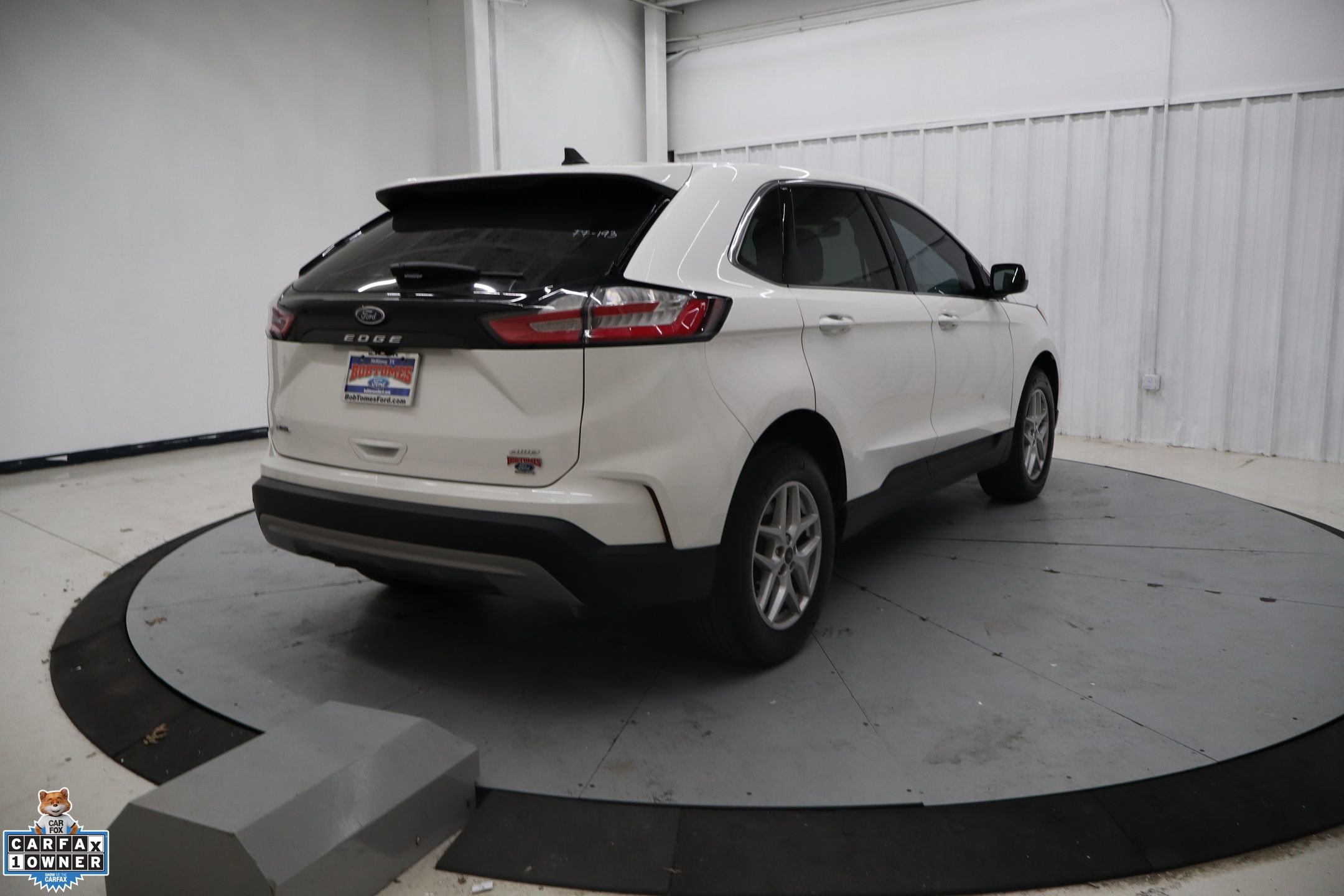 Certified 2024 Ford Edge SEL w/ Convenience Package image 4