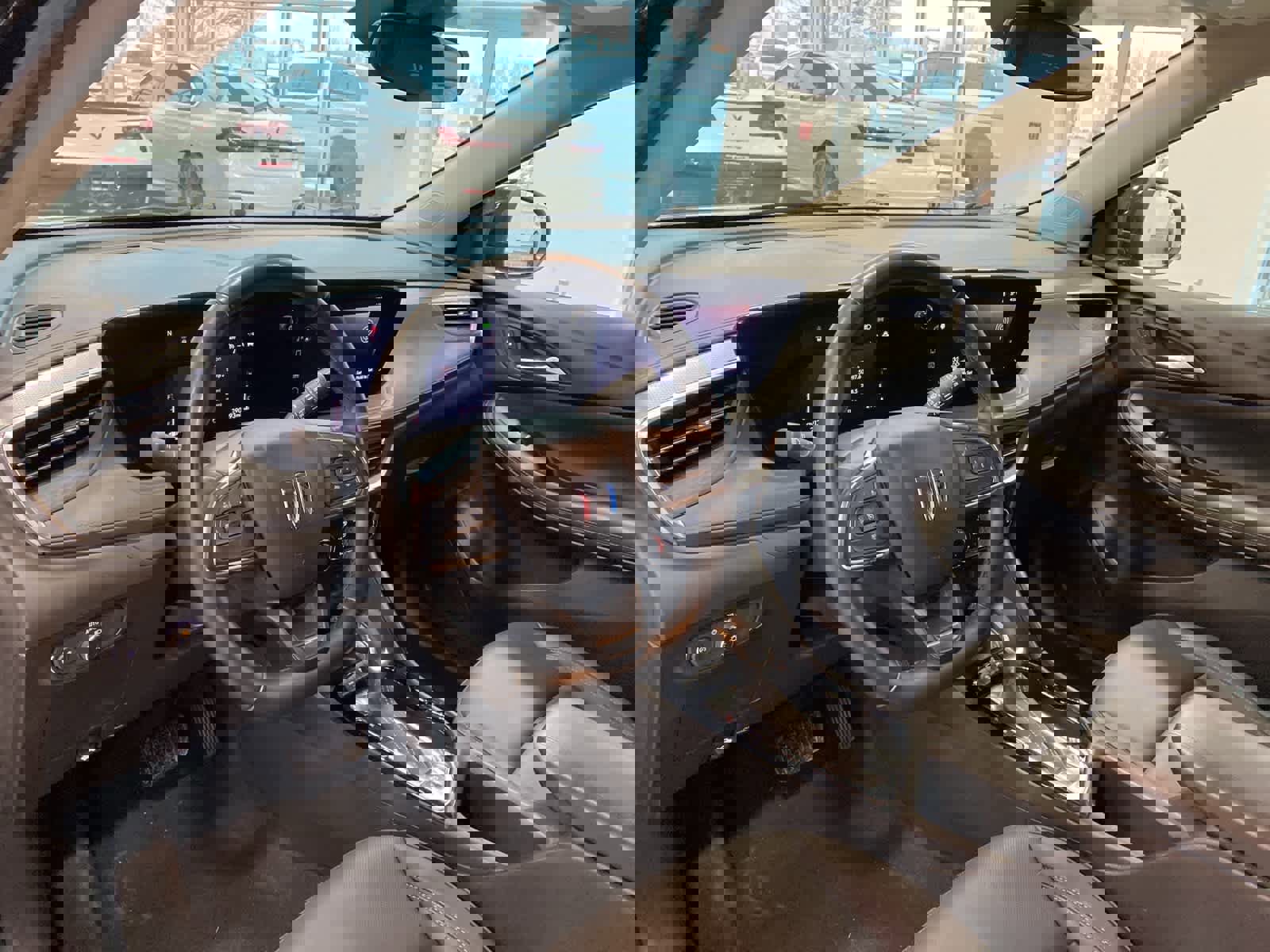 Used 2024 Buick Encore GX Sport Touring image 10