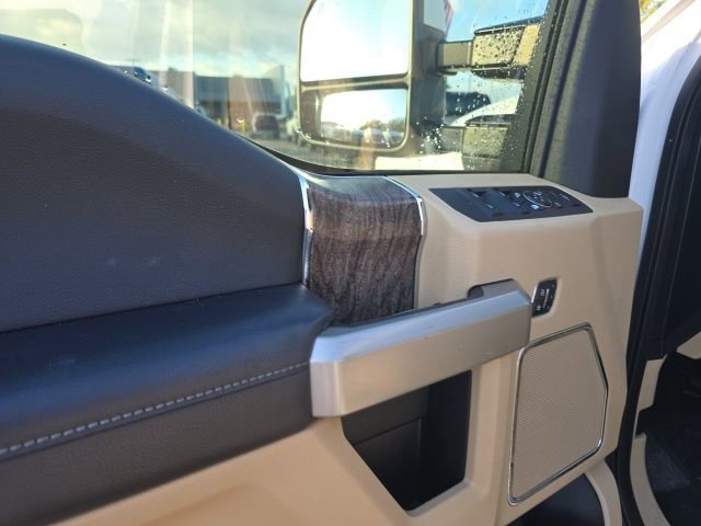 Certified 2017 Ford F250 Lariat w/ Lariat Ultimate Package image 8