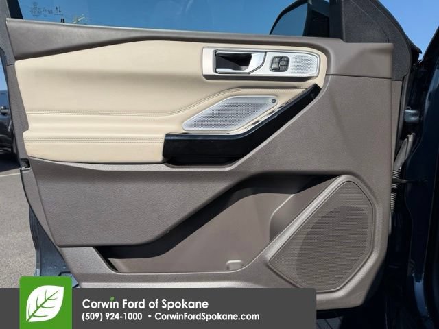 Certified 2022 Ford Explorer Platinum w/ Equipment Group 601A AWD/4WD image 22