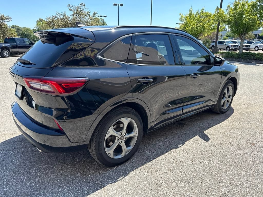 Certified 2024 Ford Escape ST-Line w/ Tech Pack #1 FWD image 10