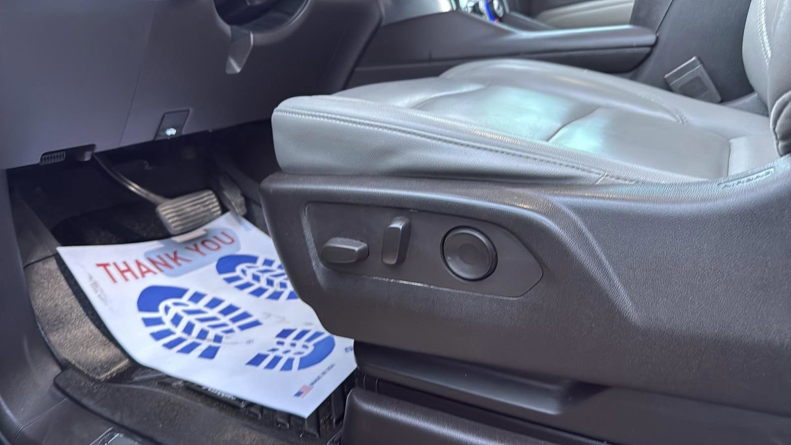 Used 2021 Chevrolet Suburban LT w/ Rear Media and Nav Package image 11