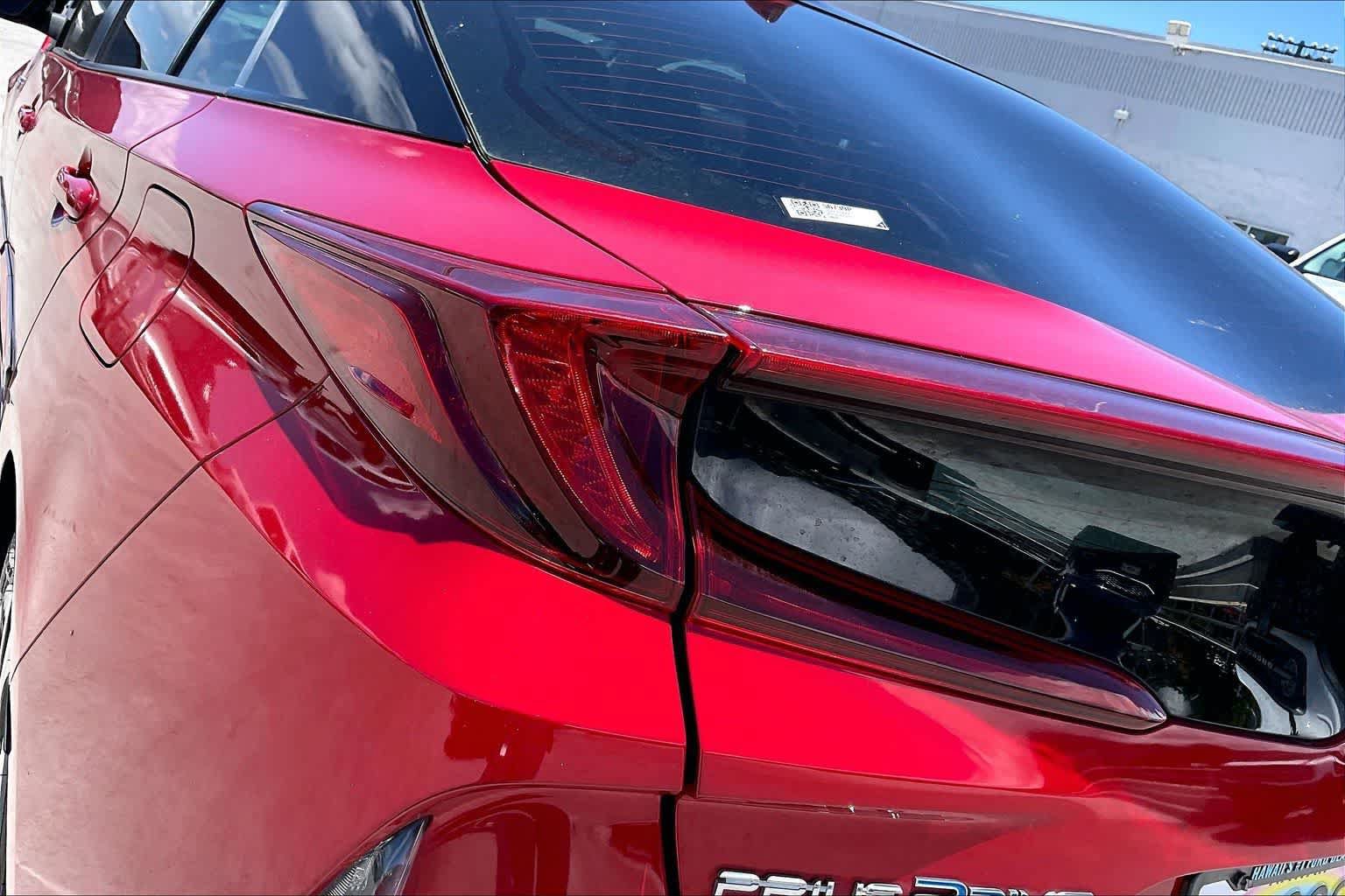 Used 2022 Toyota Prius Prime XLE FWD image 32