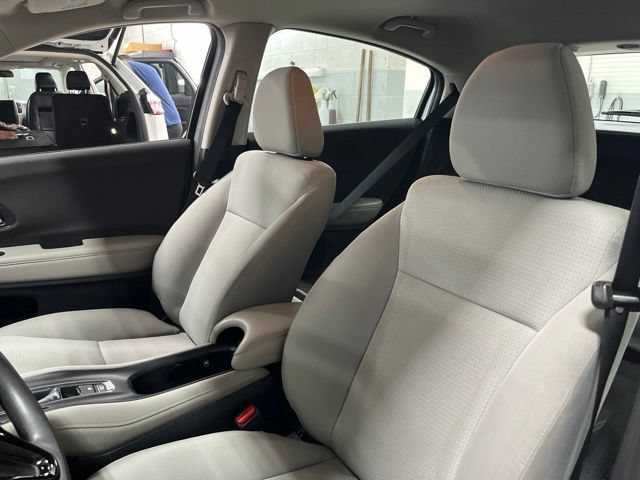 Used 2022 Honda HR-V LX image 26