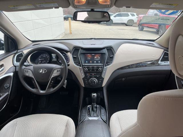 Used 2017 Hyundai Santa Fe Sport image 13