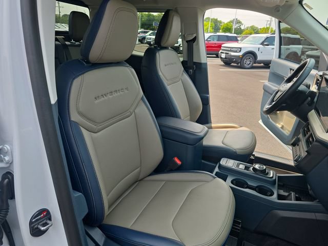 Certified 2025 Ford Maverick Lariat w/ 4K Tow Package AWD/4WD image 24