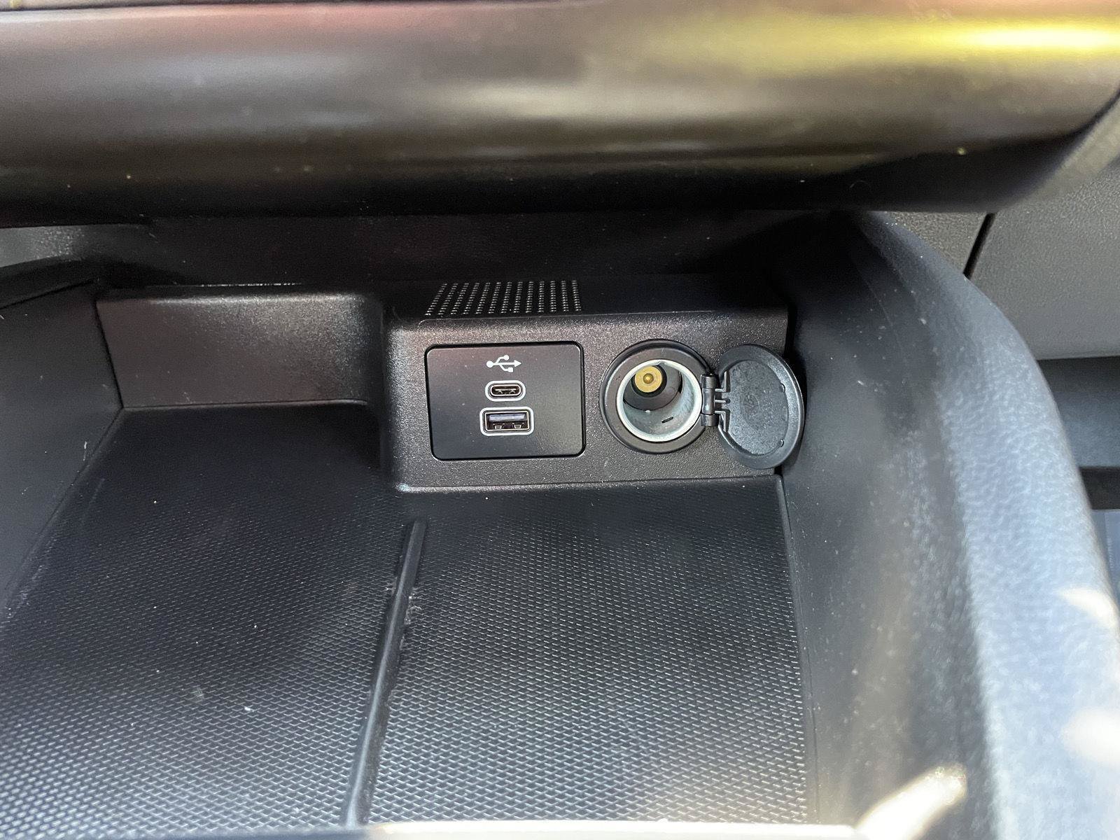 Certified 2025 Ford Escape ST-Line FWD image 27