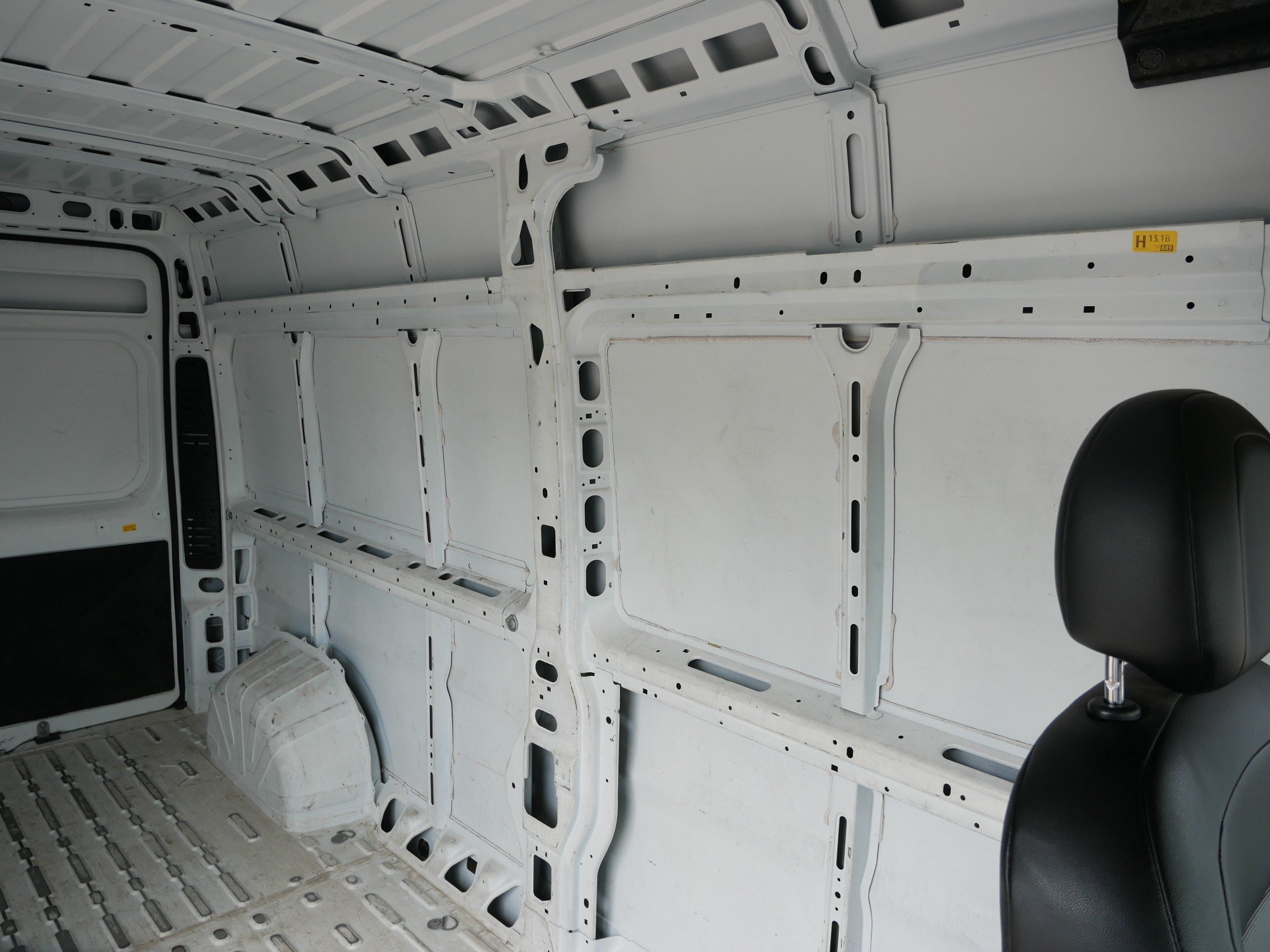 Used 2023 RAM ProMaster 2500 FWD image 14