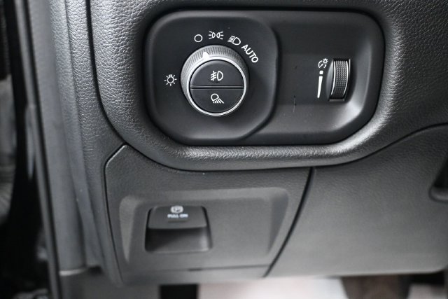 Used 2024 RAM 1500 Big Horn AWD/4WD image 8