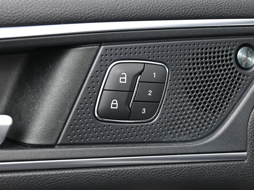 Certified 2022 Ford Edge Titanium w/ Equipment Group 301A image 35