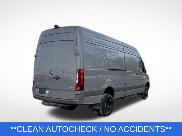 Used 2024 Mercedes-Benz Sprinter 3500 image 4