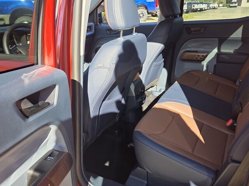 Certified 2024 Ford Maverick Lariat image 12