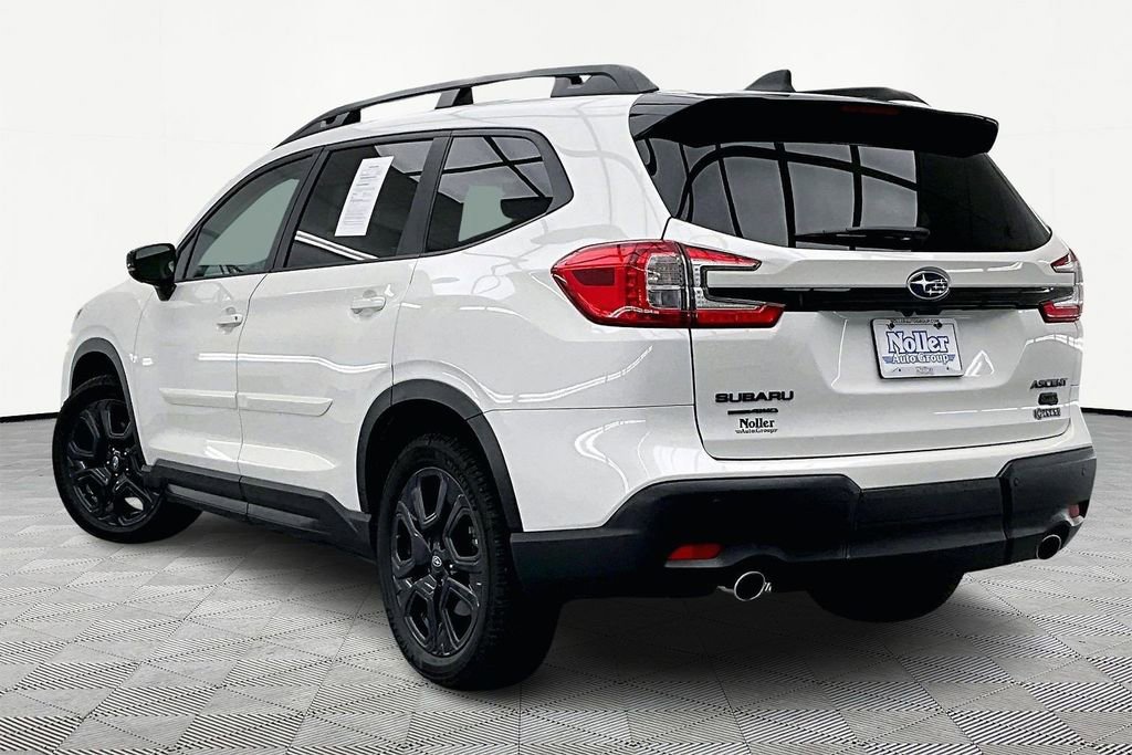 Used 2025 Subaru Ascent Bronze Edition w/ Popular Package #2 image 2