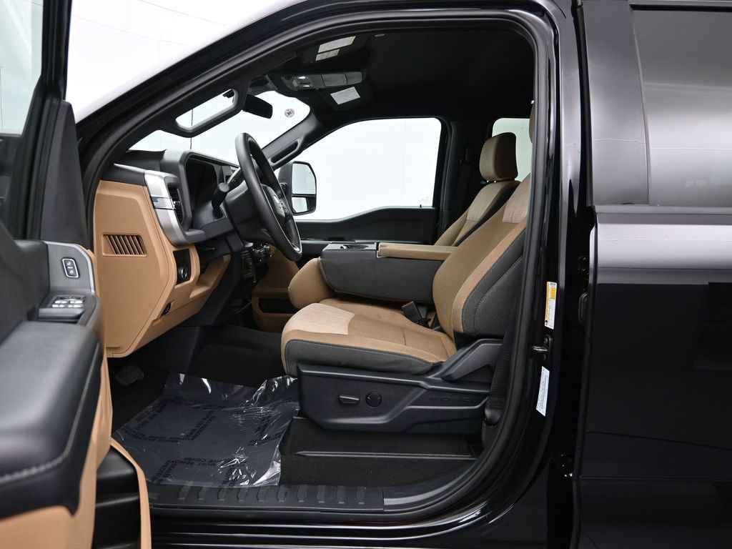 Certified 2025 Ford F250 XLT image 20