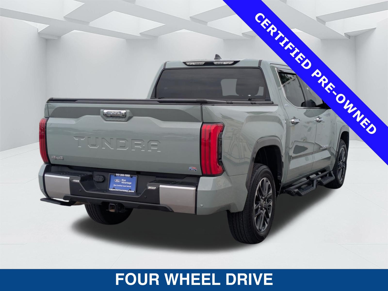 Used 2025 Toyota Tundra Limited AWD/4WD image 5