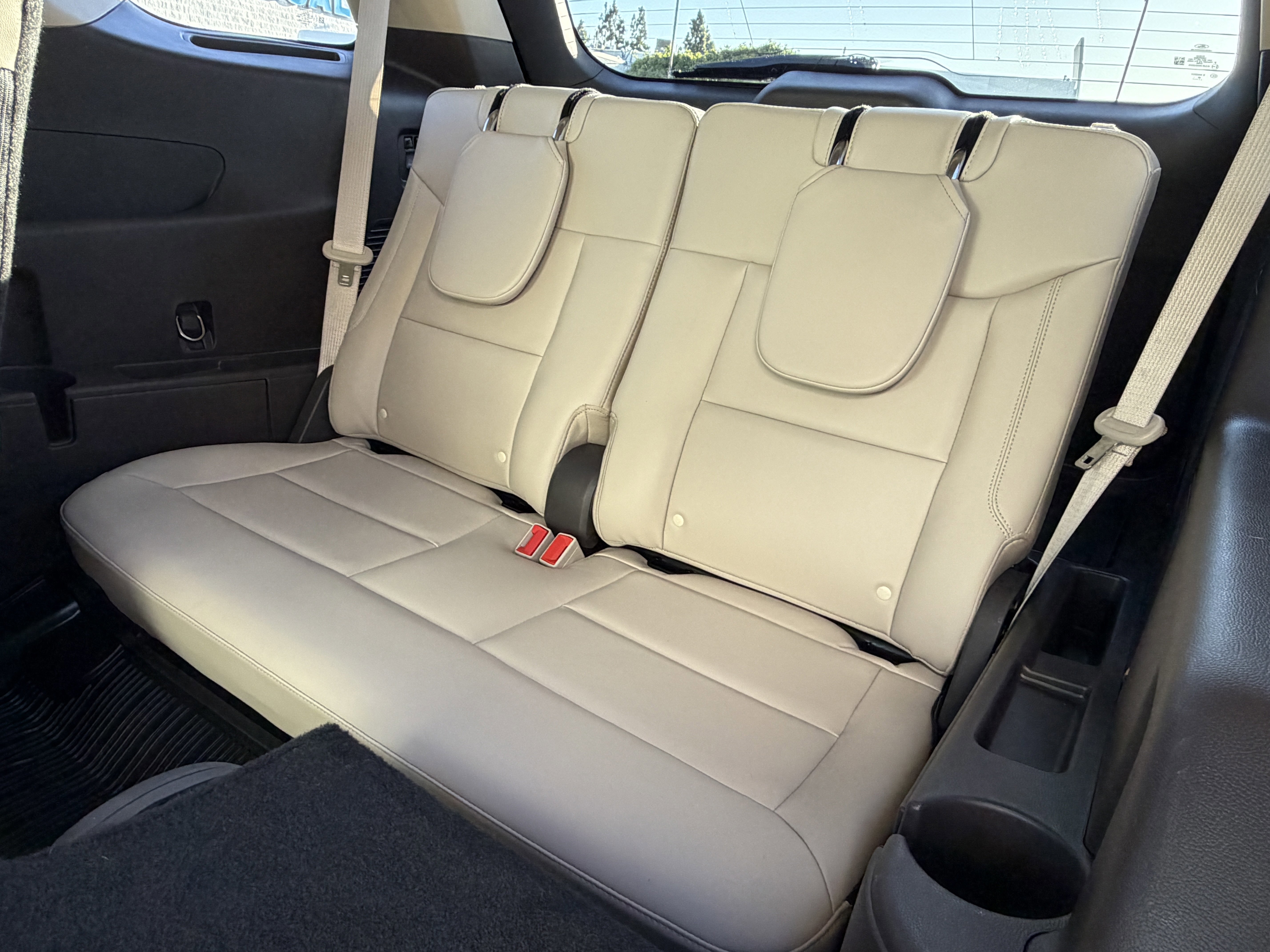 Certified 2023 Ford Explorer Platinum image 23