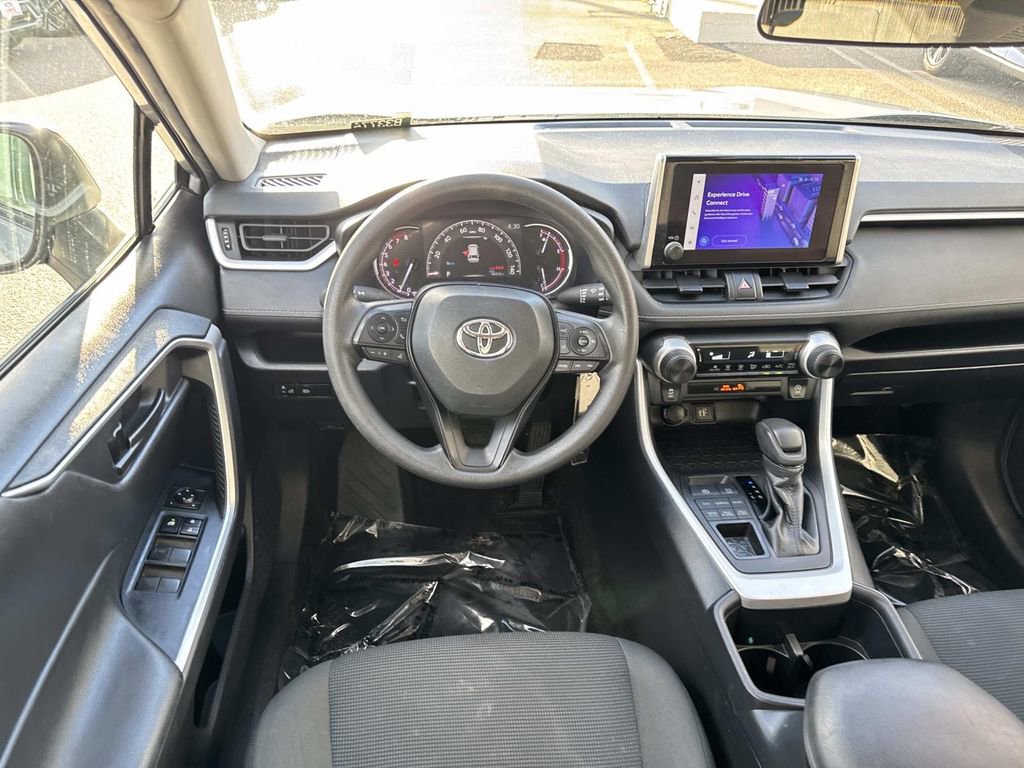 Used 2024 Toyota RAV4 LE image 11