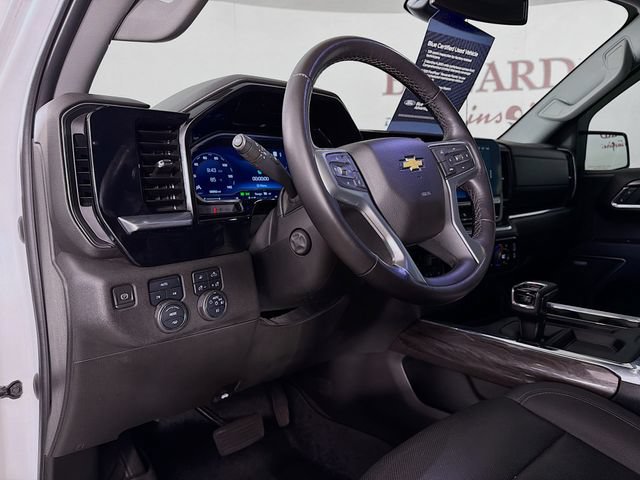 Used 2023 Chevrolet Silverado 1500 LTZ AWD/4WD image 11