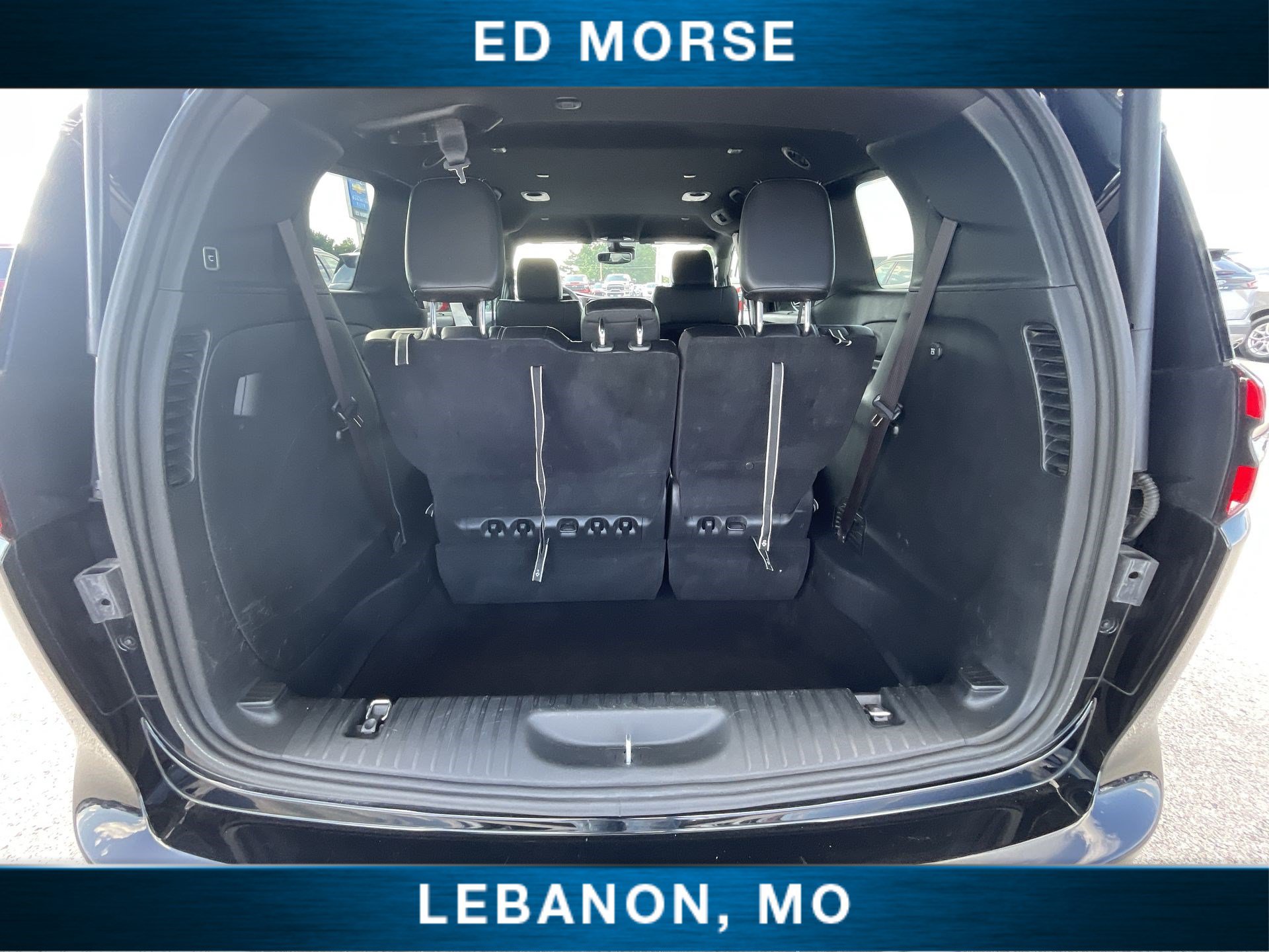 Used 2025 Chrysler Pacifica Select FWD image 23