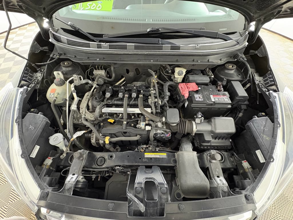 Used 2019 Nissan Kicks SV FWD image 31